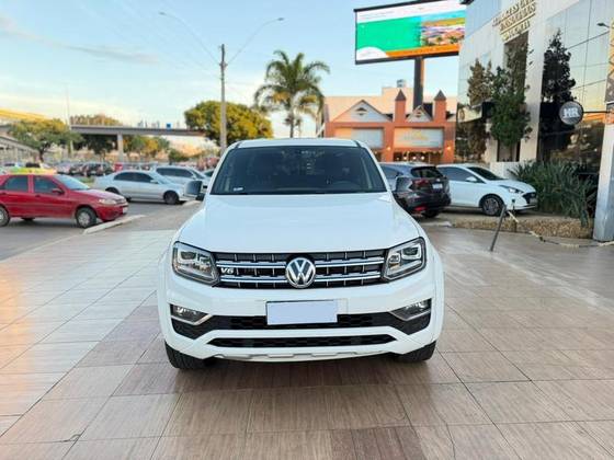 VOLKSWAGEN AMAROK 2.0 COMFORTLINE 4X4 CD 16V TURBO INTERCOOLER DIESEL 4P AUTOMÁTICO